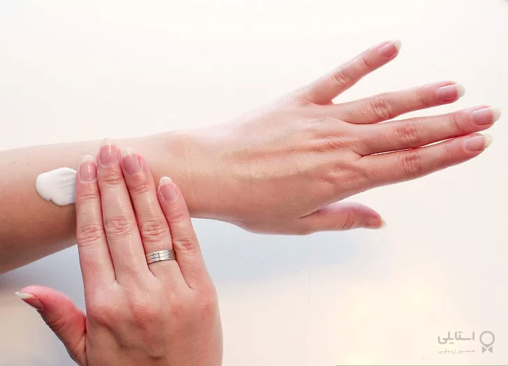 استفاده از کرم سفید کننده روی دست