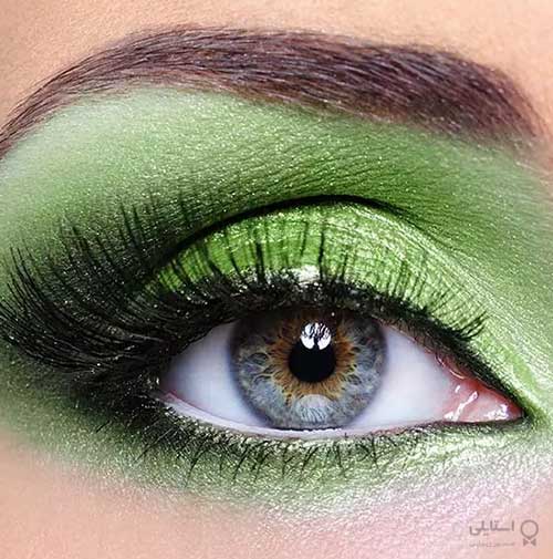 آرایش چشم سبز برقی