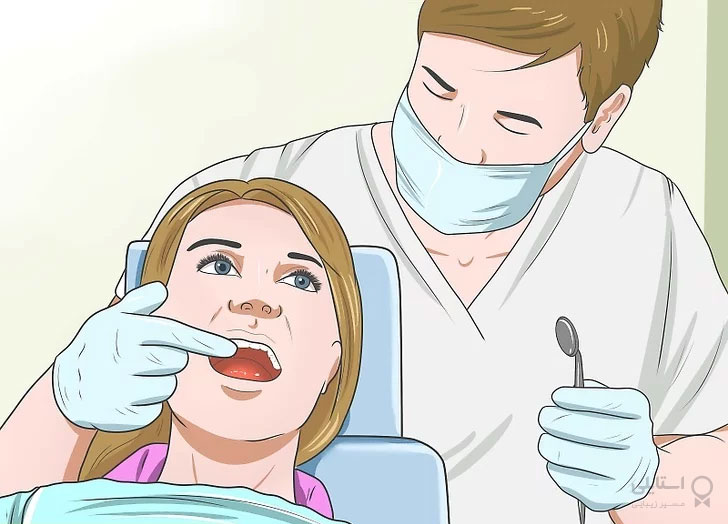 معاینه دندان توسط دندانپزشک 
