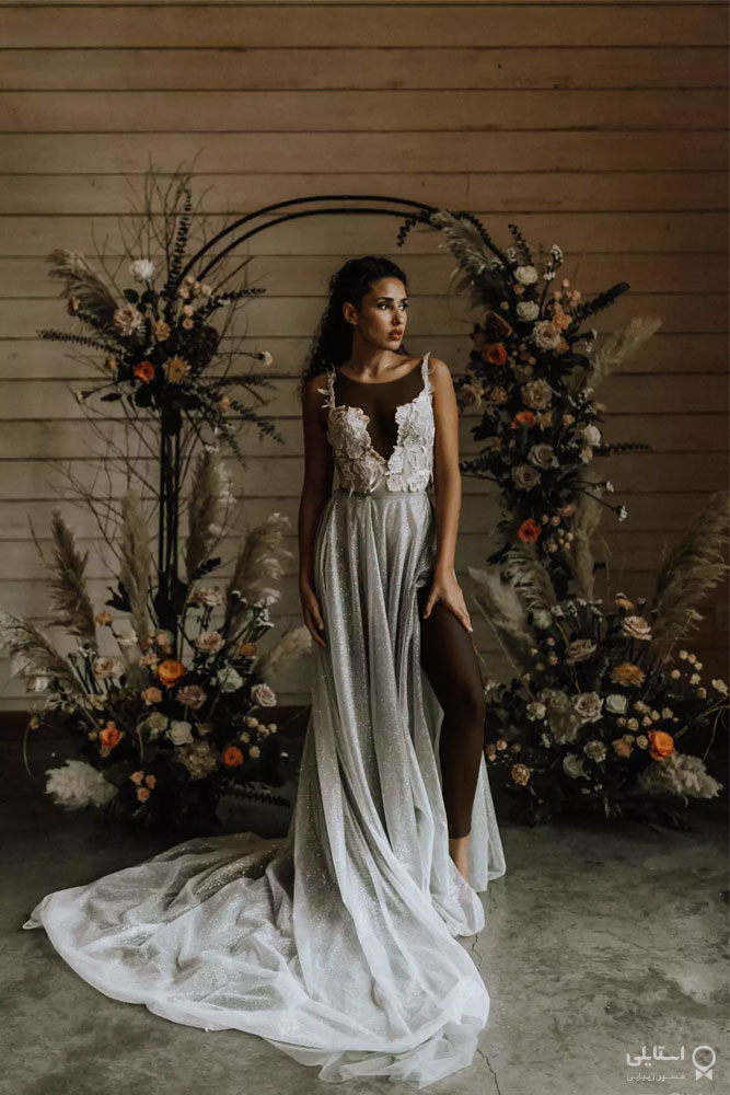 مدل لباس عروس چاک دار