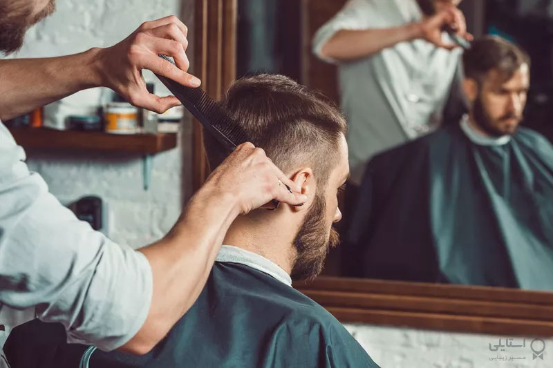 کوتاه کردن مو توسط آرایشگر
