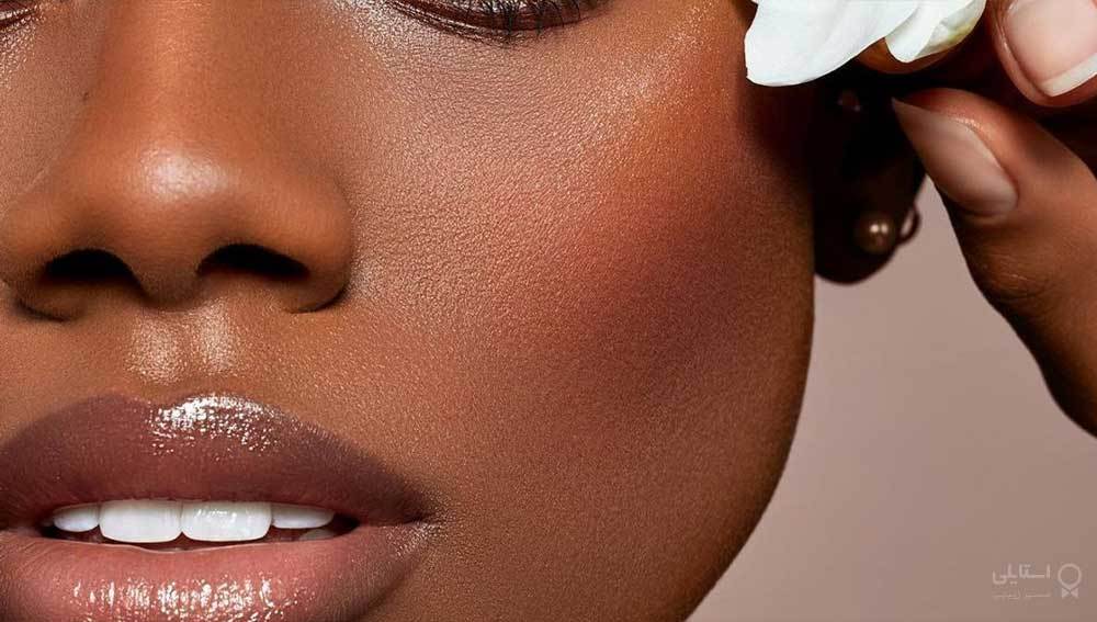 10 رنگ رژ لب برای زنان با پوست تیره